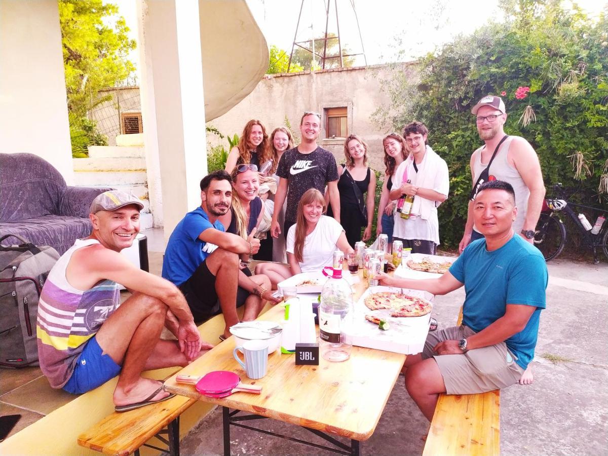 Pinegroove Hostel Vlora 외부 사진