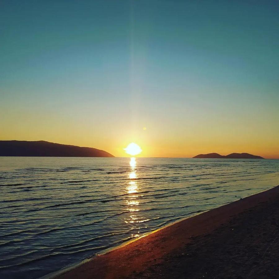 Pinegroove Hostel Vlora 외부 사진